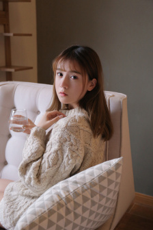 年轻的小峓子3韩国在钱